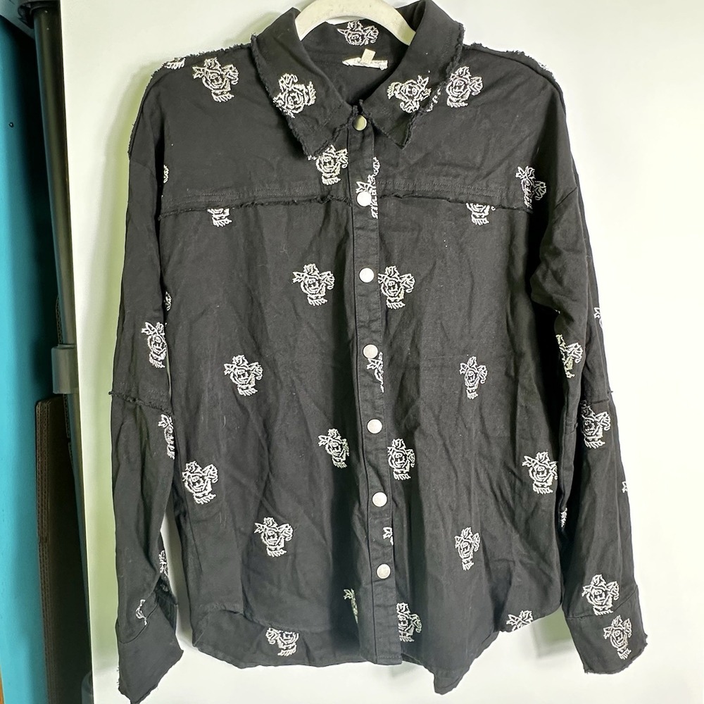 Vintage Mystree Rose Embroidered Snap Front Shirt Black Womens Sz Small Y2K VGC